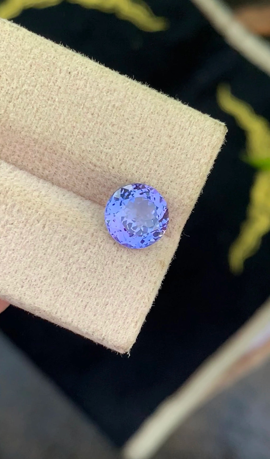 Multi-Color Tanzanite, 2.37ct