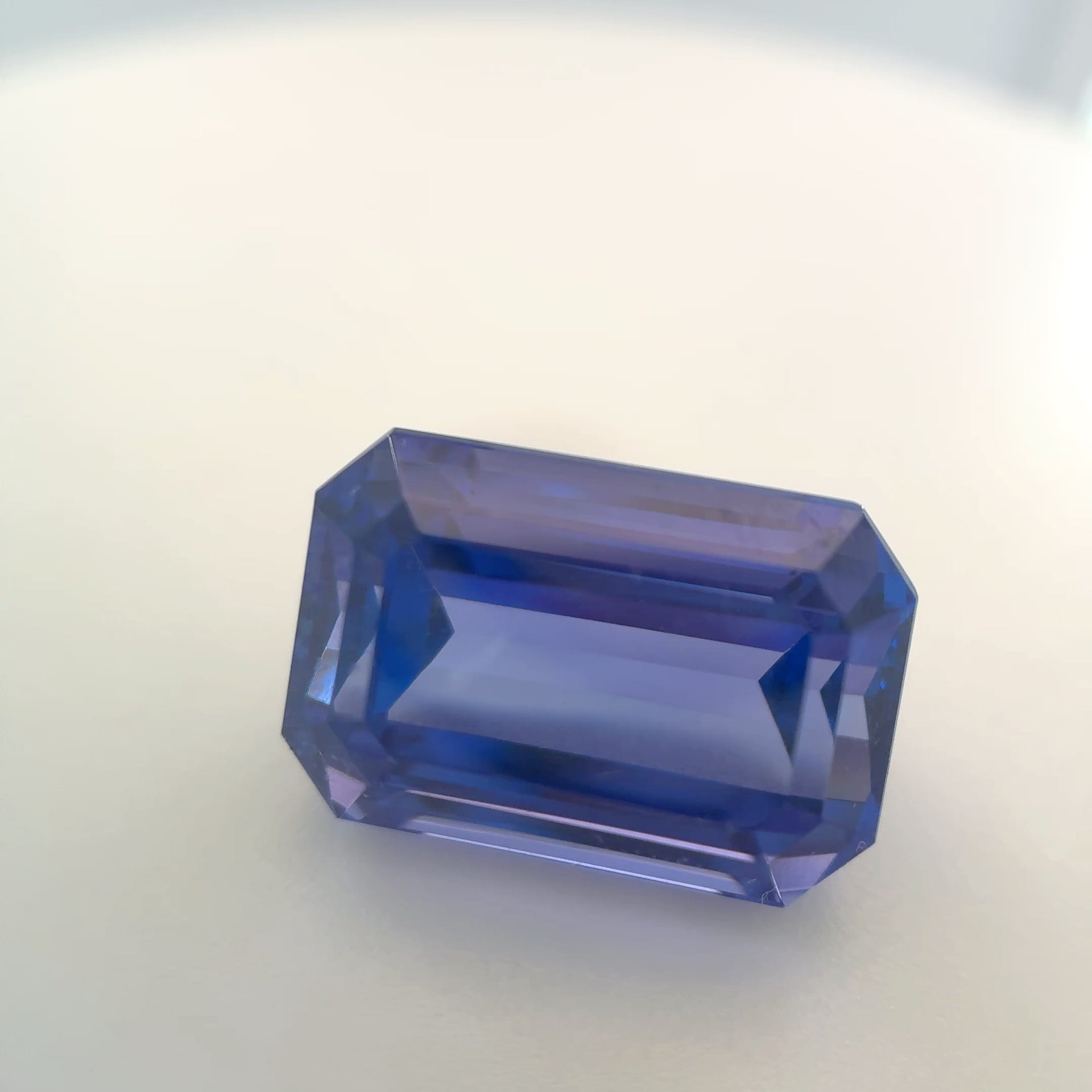Royal Blue Tanzanite, Master Cut, 7.88ct